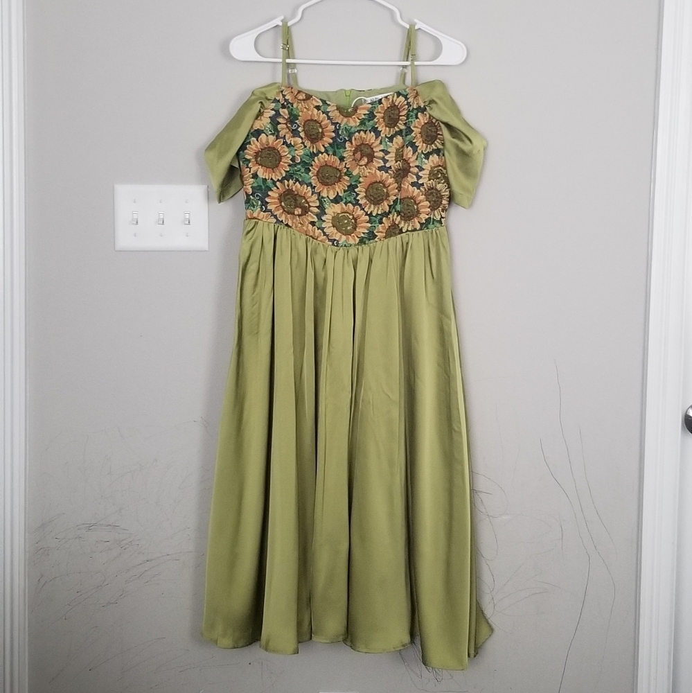Sunflower Cottagecore Green Tapestry Dress size Large